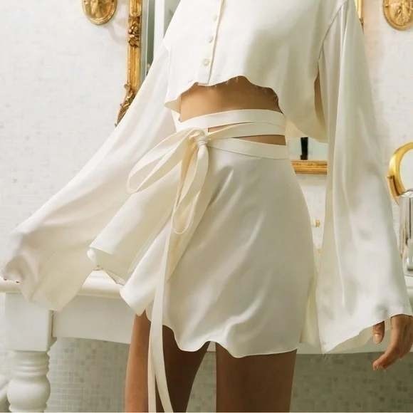 Commense Dresses & Skirts - Commense White Satin Bell Sleeve Crop Top & Wrap Mini Skirt Set Size M